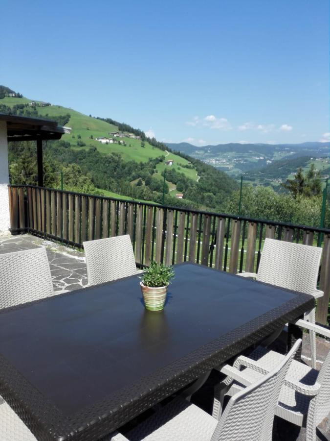 Ferienwohnung Rosengarten Am Manoetscherhof Karneid Exterior foto