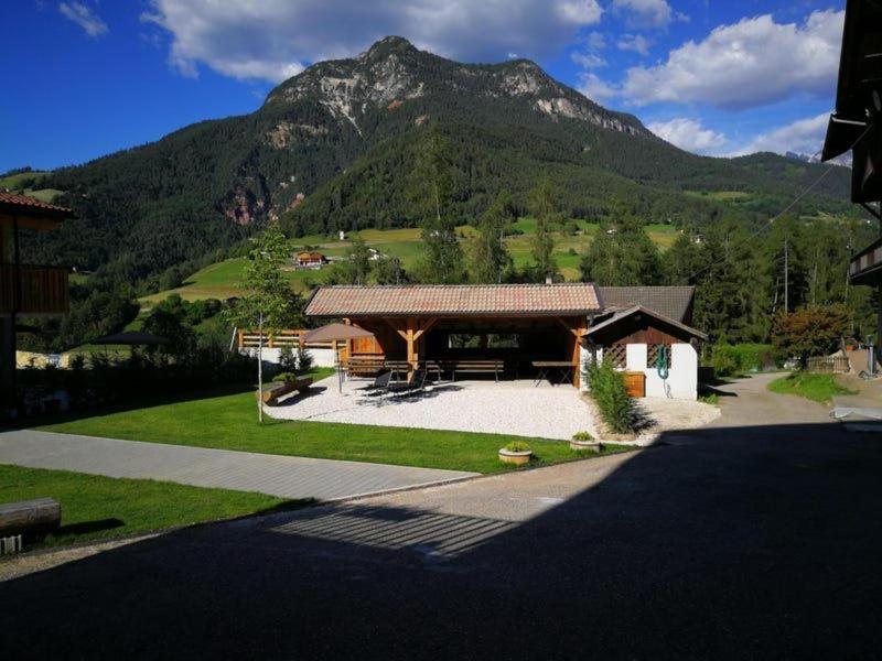 Ferienwohnung Rosengarten Am Manoetscherhof Karneid Exterior foto